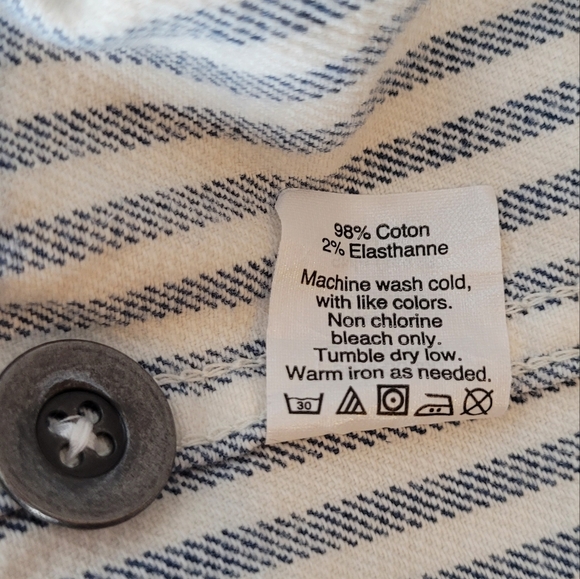 Madewell Shrunken (style name) Workwear Jacket in Poppy Stripe Denim - Size S - Picture 14 of 15